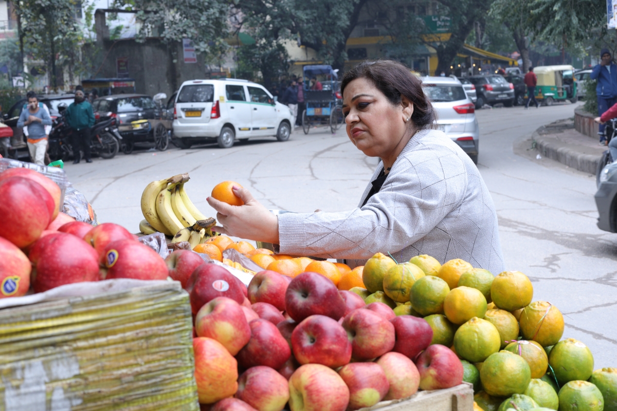 Buying food 7