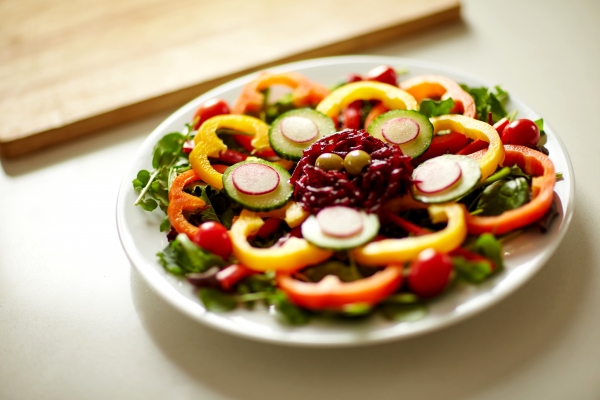 Healthy vegetable salad 